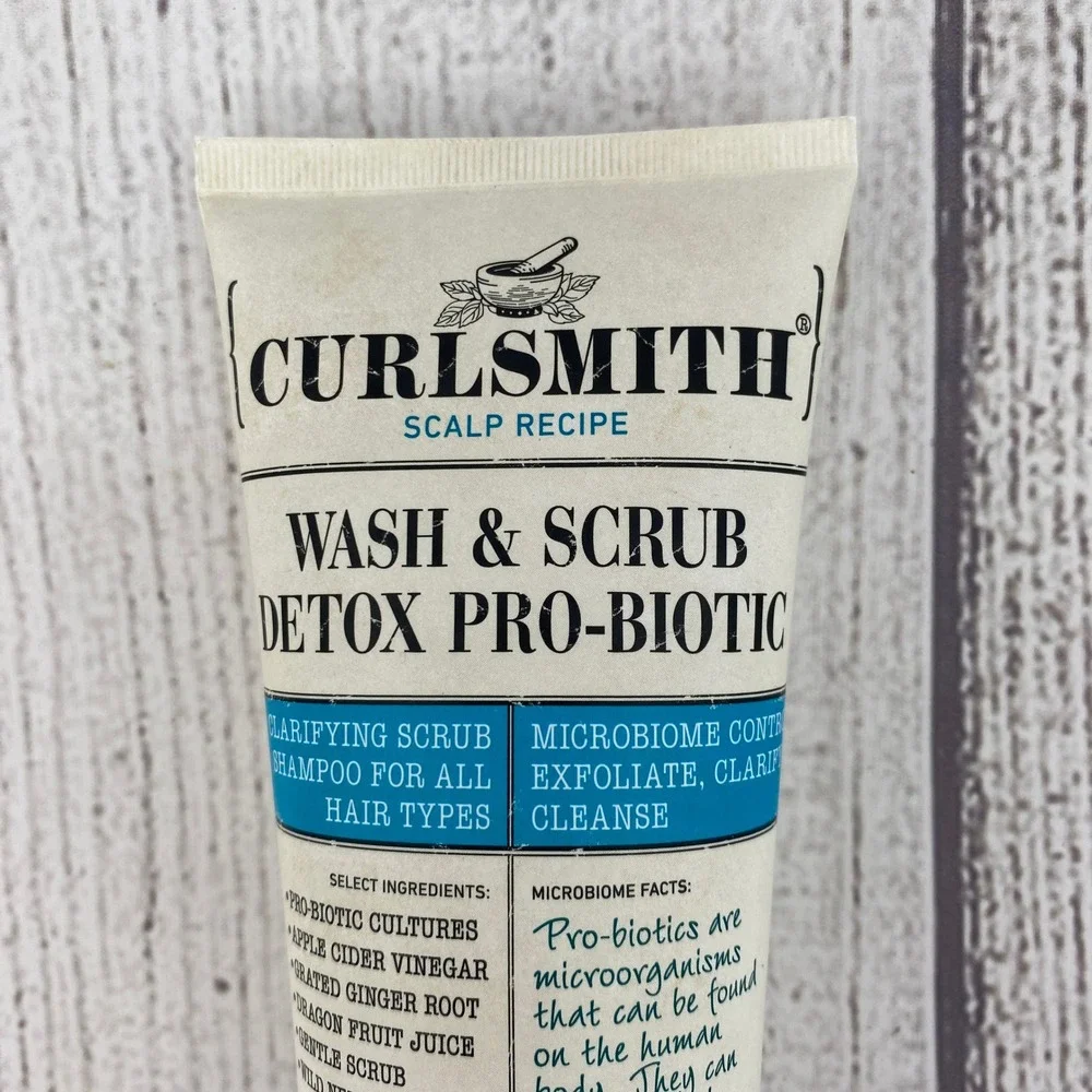 Curlsmith Wash & Scrub Detox Pro-Biotic Shampoo 8oz Clarifying Scalp Scrub